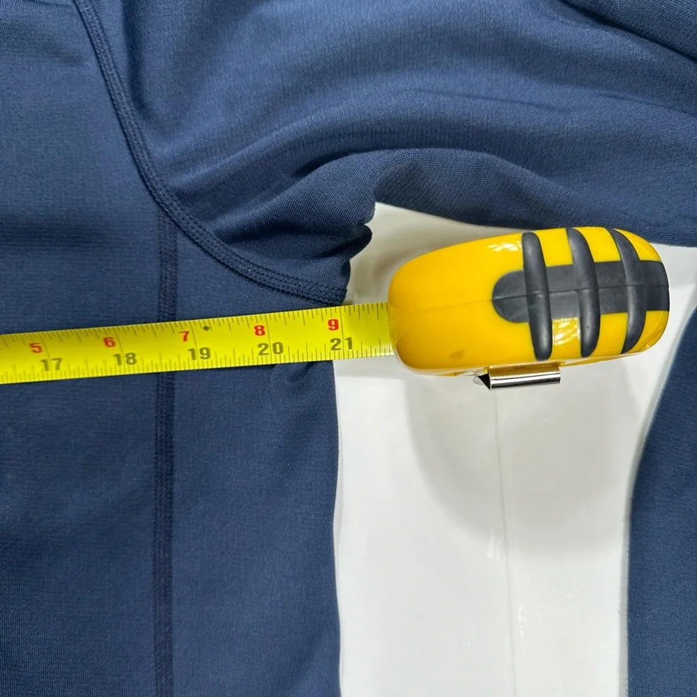 The North Face Quarter Zip Pullover in Navy Sz Large